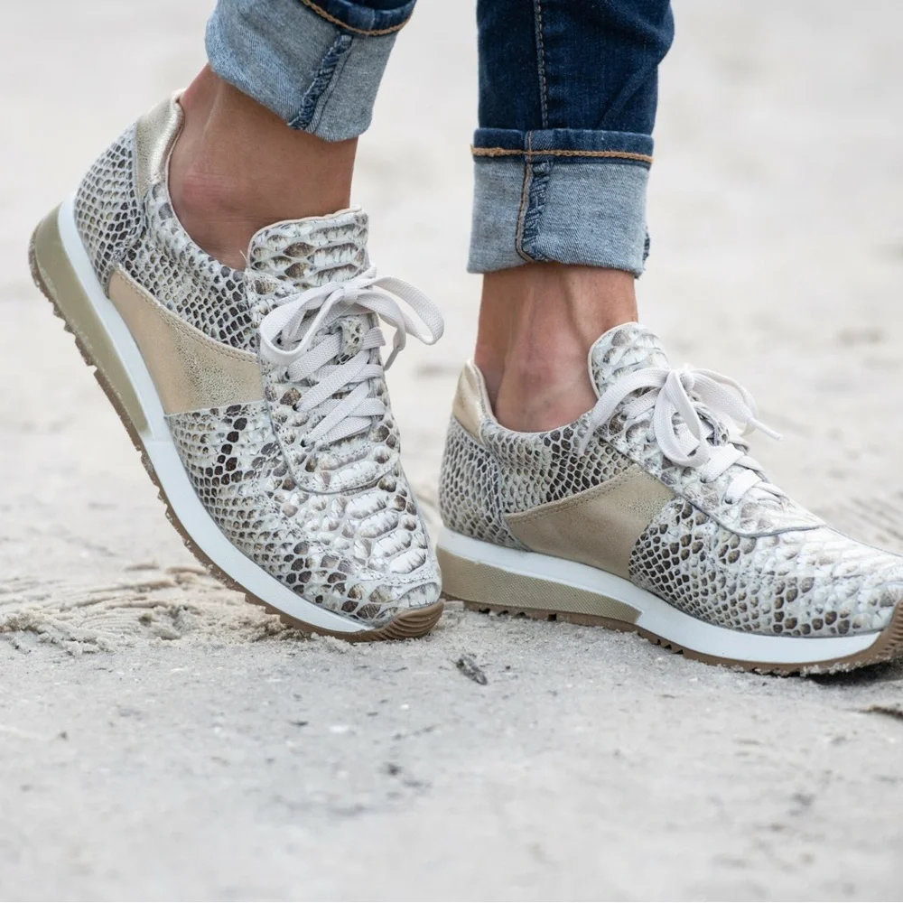 CoFi Womens Cofi Leathers Snake Suede Leather Sneakers Size 9